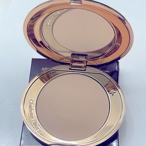 Brand New Charlotte Tilbury Airbrush Flawless Finish Powder - Medium Shade